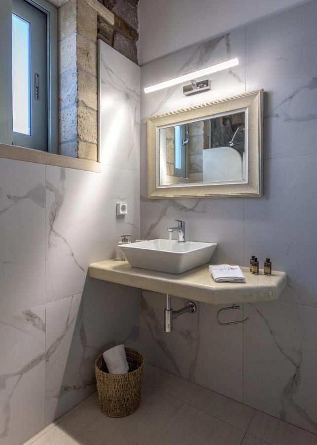 Hilltop Suites Milos Mytakas المظهر الخارجي الصورة