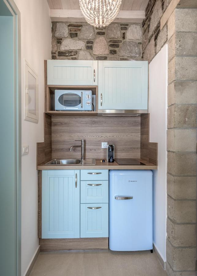 Hilltop Suites Milos Mytakas المظهر الخارجي الصورة